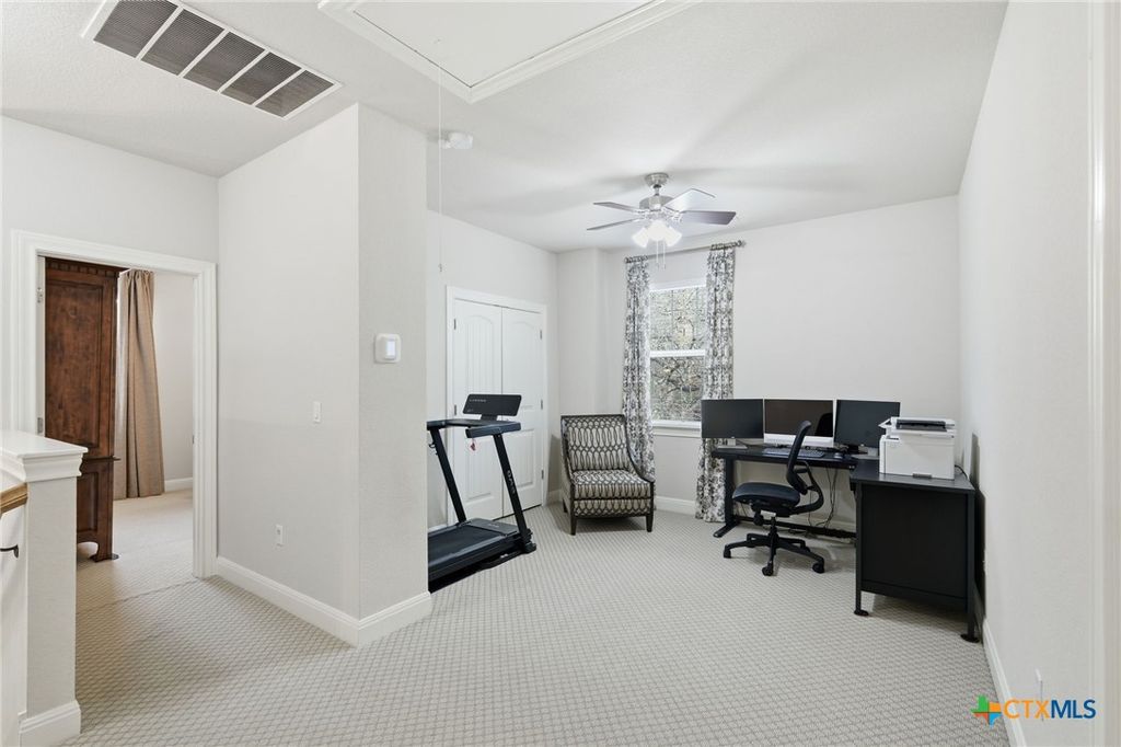 Image 15 of property listing at 2608 Barbera Pass, Austin, TX 78748