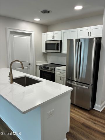 60 Weibel Avenue 7SR202, Saratoga Springs, NY 12866