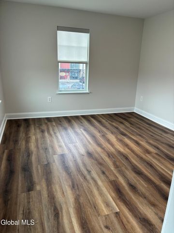 60 Weibel Avenue 7SR202, Saratoga Springs, NY 12866