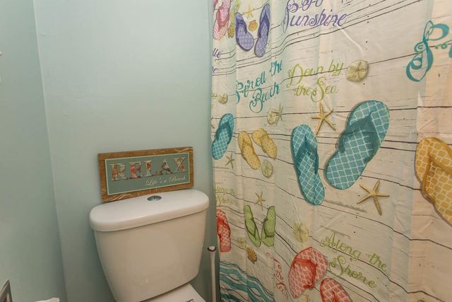 405 13th Ave S Apt K, Myrtle Beach, SC 29577