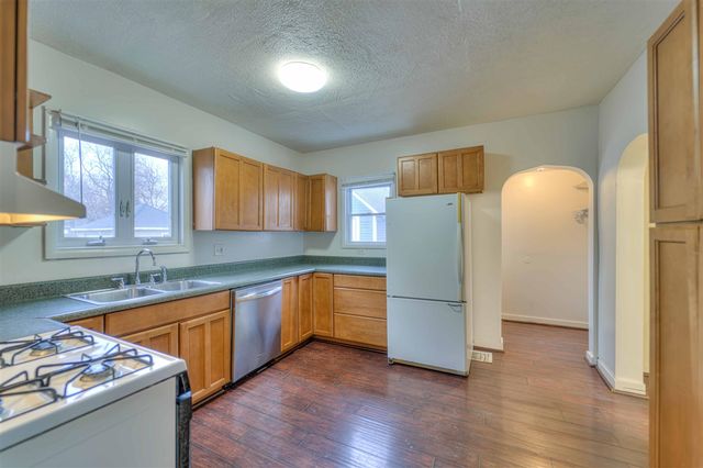 1019 Woodbridge Street, Jackson, MI 49203