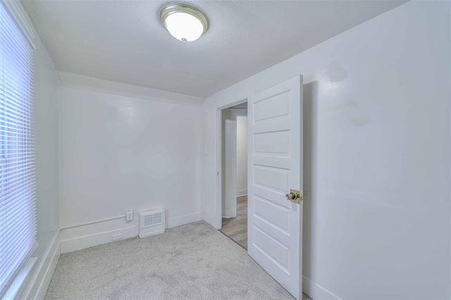 1019 Woodbridge Street, Jackson, MI 49203