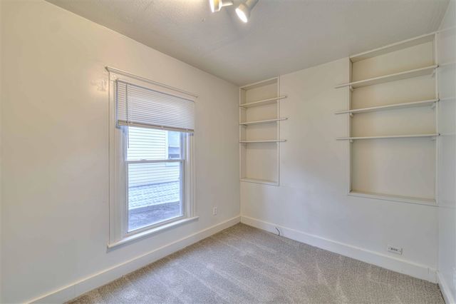 1019 Woodbridge Street, Jackson, MI 49203