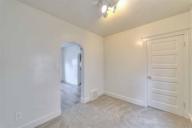 1019 Woodbridge Street, Jackson, MI 49203