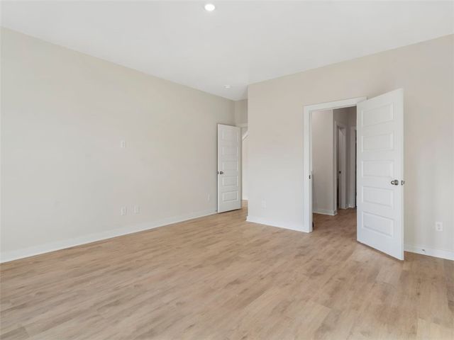 573 S Neon Avenue, Fayetteville, AR 72704