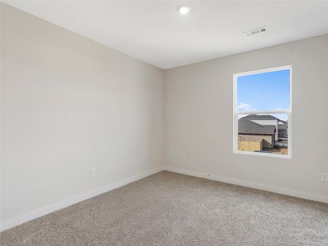 573 S Neon Avenue, Fayetteville, AR 72704