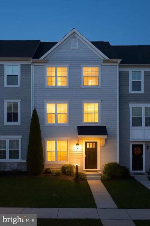 37 BRITANIA CT, Martinsburg, WV 25405