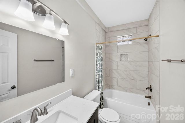 904 Laye Street, Belmont, NC 28012