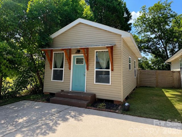 904 Laye Street, Belmont, NC 28012