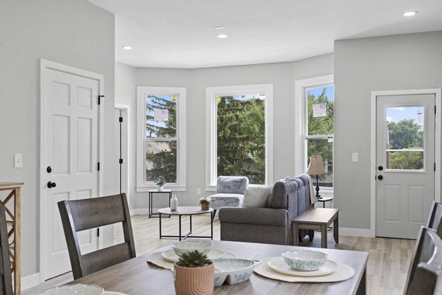 2357 S Howell AVENUE #2359, Milwaukee, WI 53207