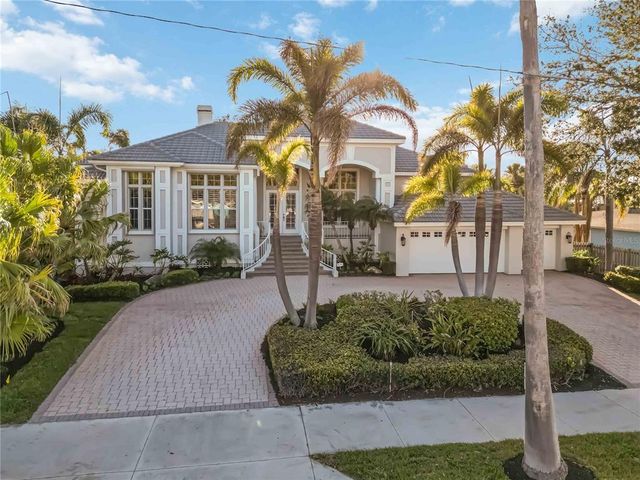121 N BOULEVARD OF PRESIDENTS, Sarasota, FL 34236