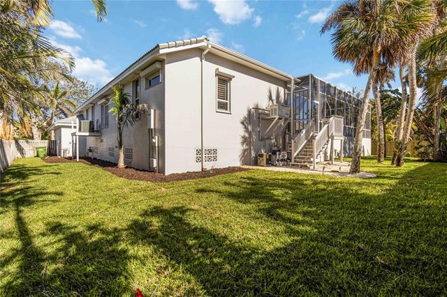 121 N BOULEVARD OF PRESIDENTS, Sarasota, FL 34236