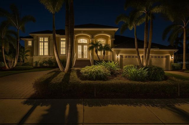 121 N BOULEVARD OF PRESIDENTS, Sarasota, FL 34236