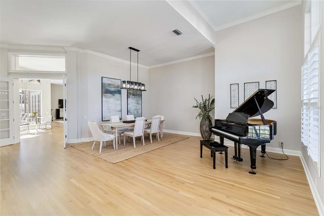 121 N BOULEVARD OF PRESIDENTS, Sarasota, FL 34236