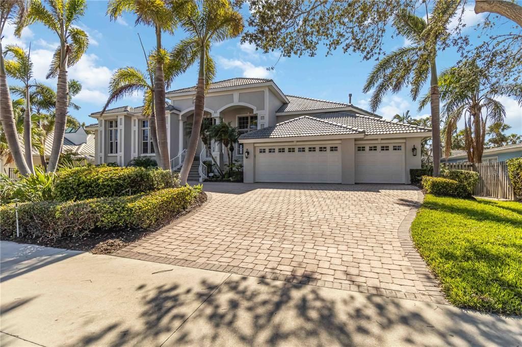 121 N BOULEVARD OF PRESIDENTS, Sarasota, FL 34236