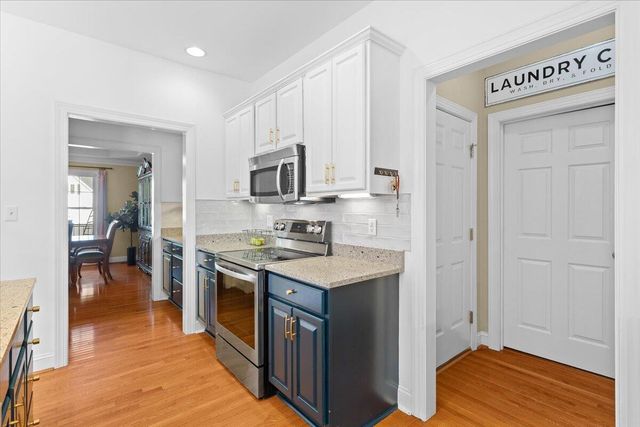 6110 Wisteria Place CT, Roanoke, VA 24012