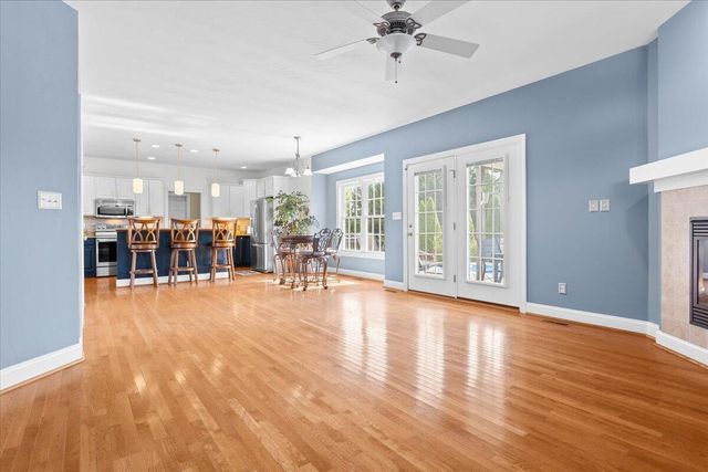 6110 Wisteria Place CT, Roanoke, VA 24012