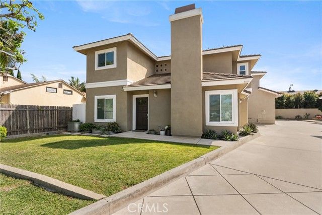 389 Ralcam Place, Costa Mesa, CA 92627