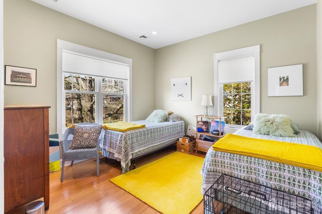 100 Laurel Avenue, Island Heights, NJ 08732