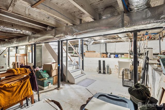 100 Laurel Avenue, Island Heights, NJ 08732