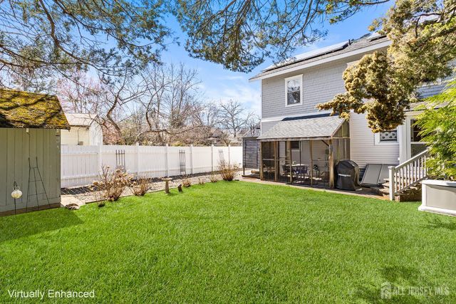 100 Laurel Avenue, Island Heights, NJ 08732