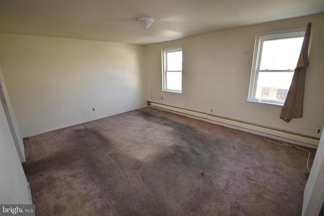 521 YORK ST, Burlington, NJ 08016