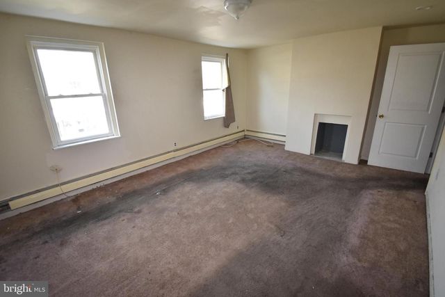 521 YORK ST, Burlington, NJ 08016