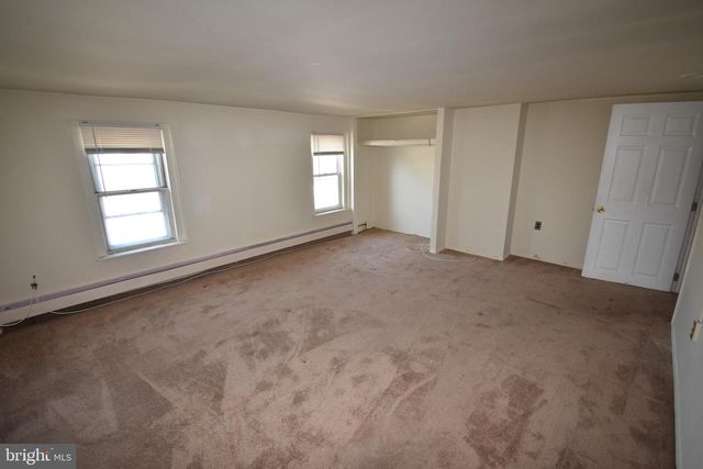 521 YORK ST, Burlington, NJ 08016