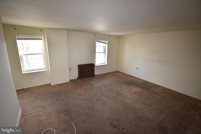 521 YORK ST, Burlington, NJ 08016