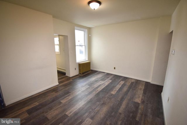 521 YORK ST, Burlington, NJ 08016