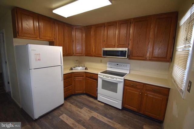 521 YORK ST, Burlington, NJ 08016