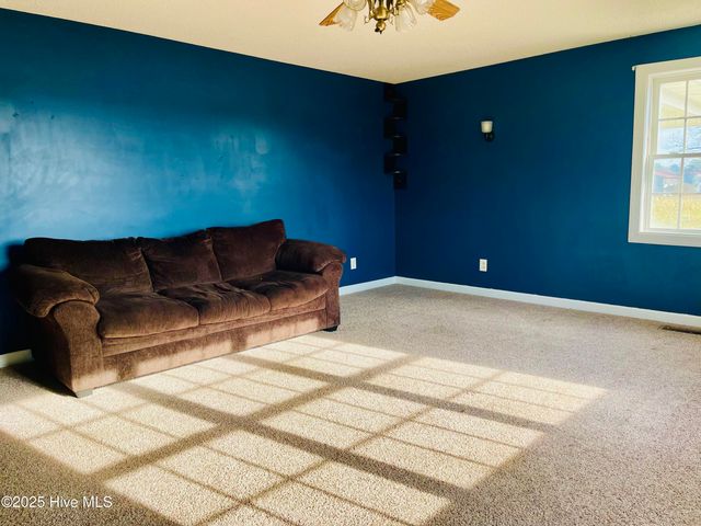 1551 David Rogerson Road, Williamston, NC 27892