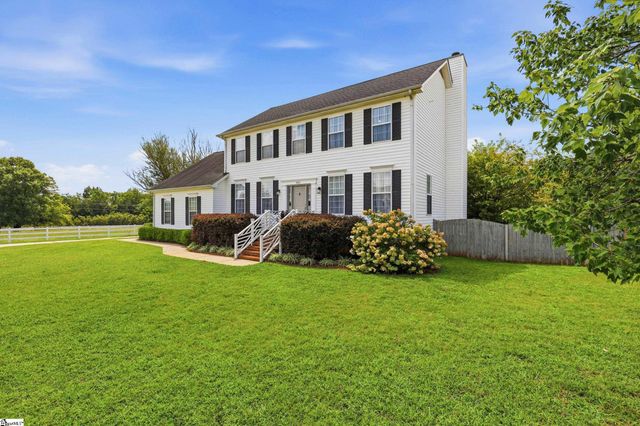 201 Saddlebred Drive, Pelzer, SC 29669