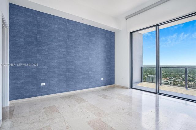 88 SW 7th Street 4004, Miami, FL 33130