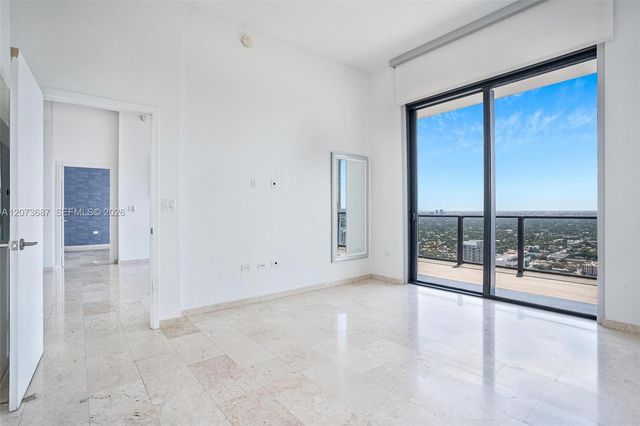 88 SW 7th Street 4004, Miami, FL 33130