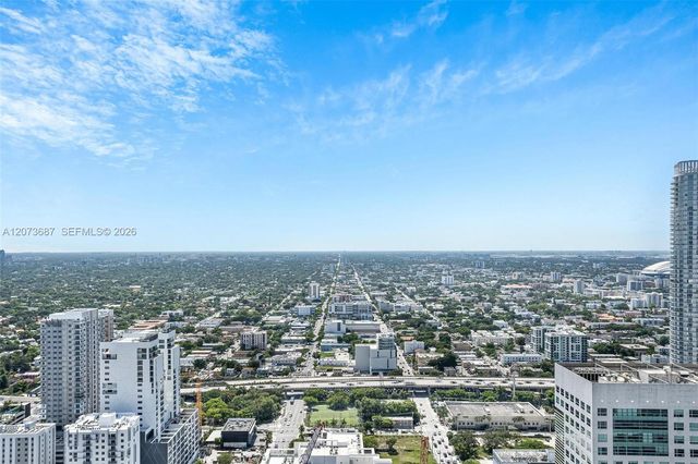 88 SW 7th Street 4004, Miami, FL 33130