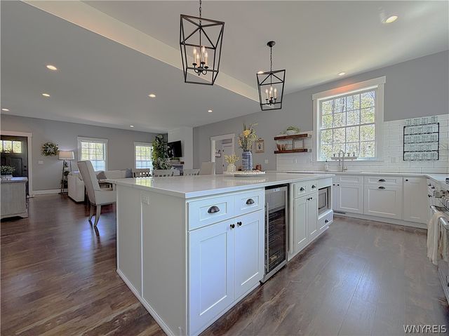 2050 Love Road, Grand Island, NY 14072