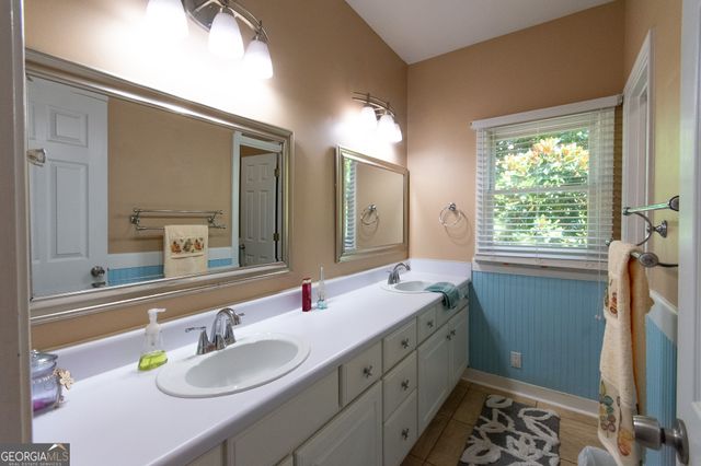 1314 Tenny Nelson Road, Grantville, GA 30220