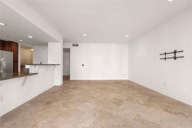 300 E 4th Street 201, Long Beach, CA 90802