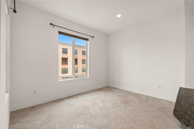 300 E 4th Street 201, Long Beach, CA 90802