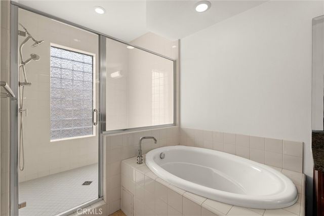 300 E 4th Street 201, Long Beach, CA 90802