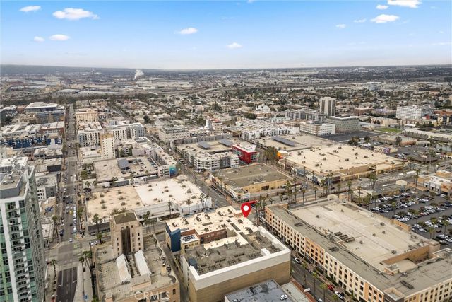 300 E 4th Street 201, Long Beach, CA 90802
