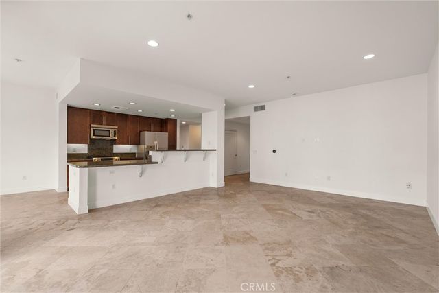 300 E 4th Street 201, Long Beach, CA 90802