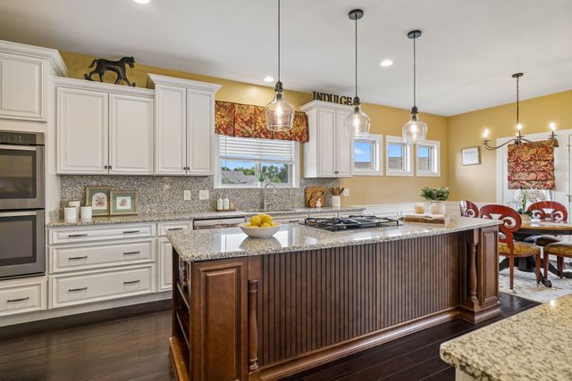 7005 Marwood Dr, College Grove, TN 37046
