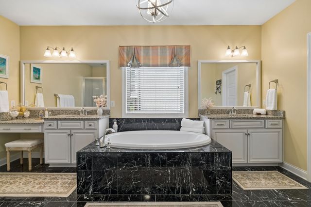 7005 Marwood Dr, College Grove, TN 37046