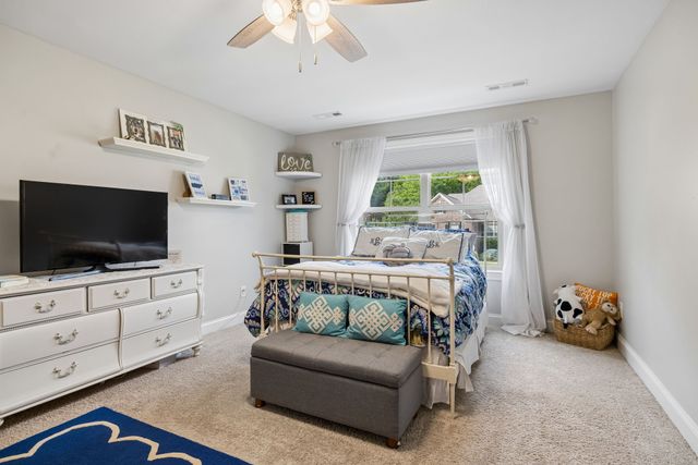 7005 Marwood Dr, College Grove, TN 37046
