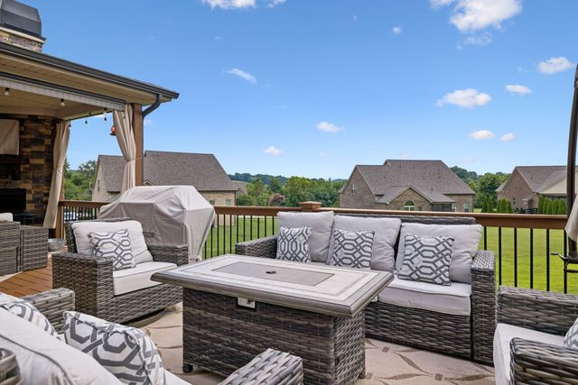 7005 Marwood Dr, College Grove, TN 37046