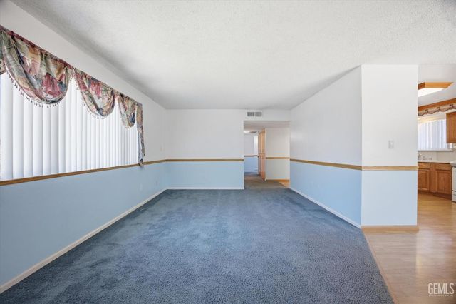 3616 Rocky Road Avenue, Bakersfield, CA 93309