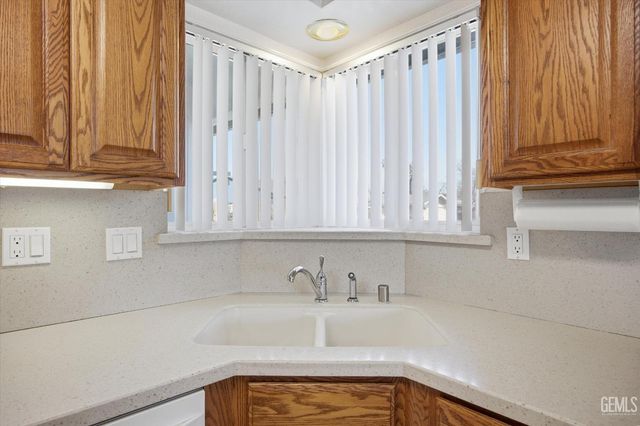 3616 Rocky Road Avenue, Bakersfield, CA 93309