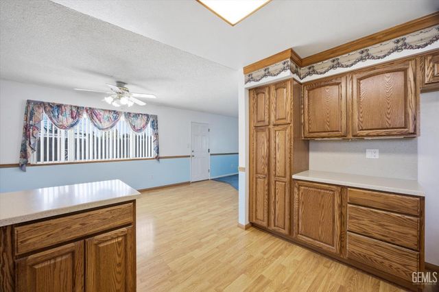 3616 Rocky Road Avenue, Bakersfield, CA 93309